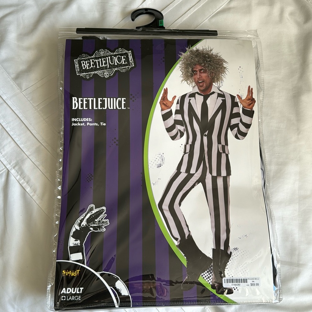 Beetlejuice Costume with Wig